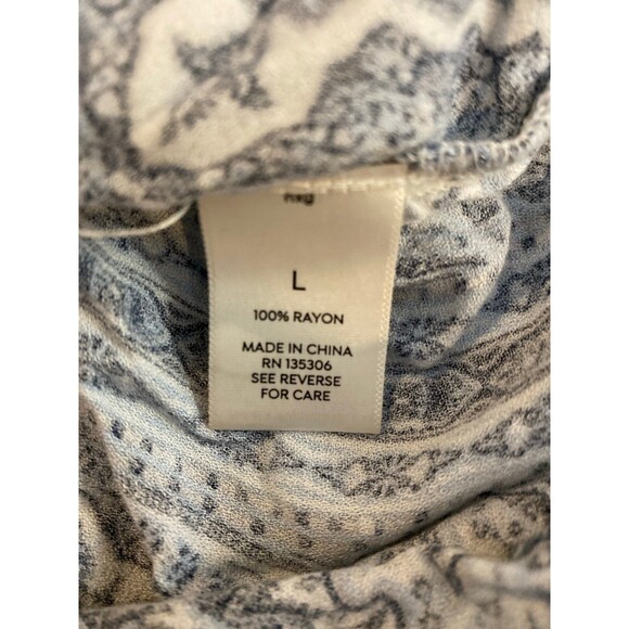 Off (or On!) Shoulder Blouse Size Large Blue Paisley Print  Boho Peasant Top - Picture 7 of 10